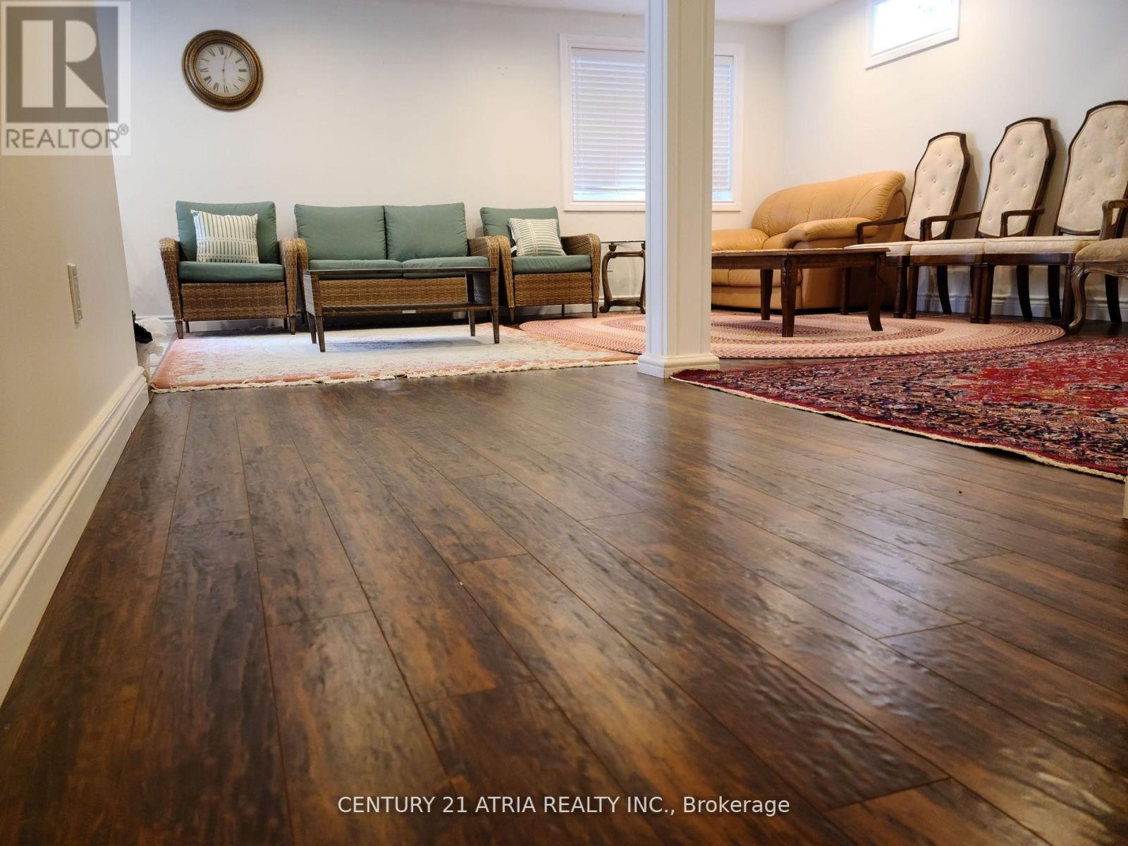 












BSMT - 90 MARSDEN COURT

,
Newmarket (Glenway Estates),




Ontario
L3Y7P5

