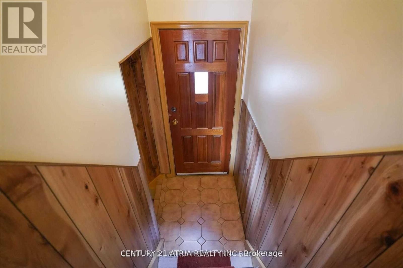 












438 LYNETT CRESCENT

,
Richmond Hill (Crosby),




Ontario
L4C2V7

