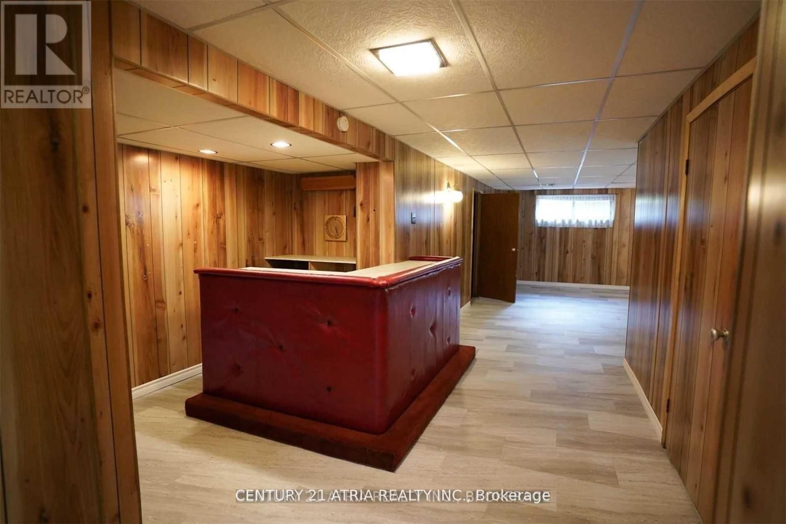 












438 LYNETT CRESCENT

,
Richmond Hill (Crosby),




Ontario
L4C2V7

