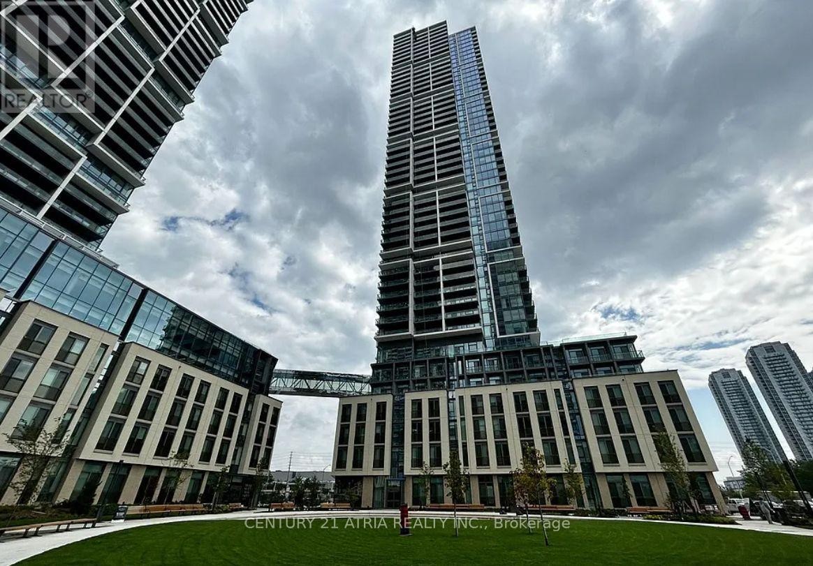 












5301 - 7890 JANE STREET

,
Vaughan (Concord),




Ontario
L4K2M7

