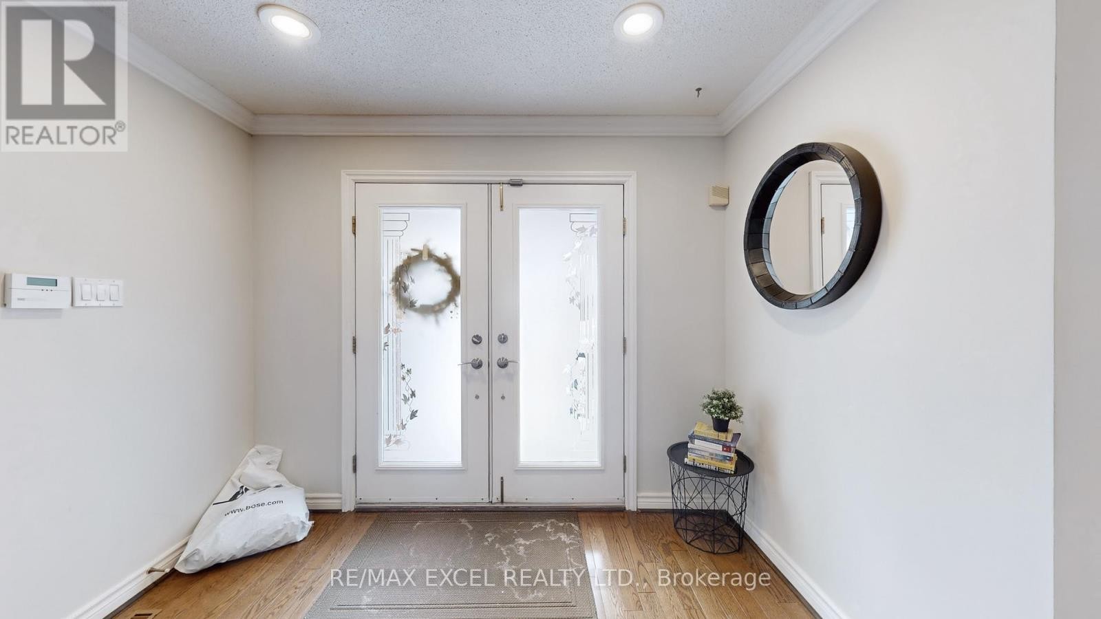 












67 ROSE GREEN DRIVE

,
Vaughan (Uplands),




Ontario
L4J4R5

