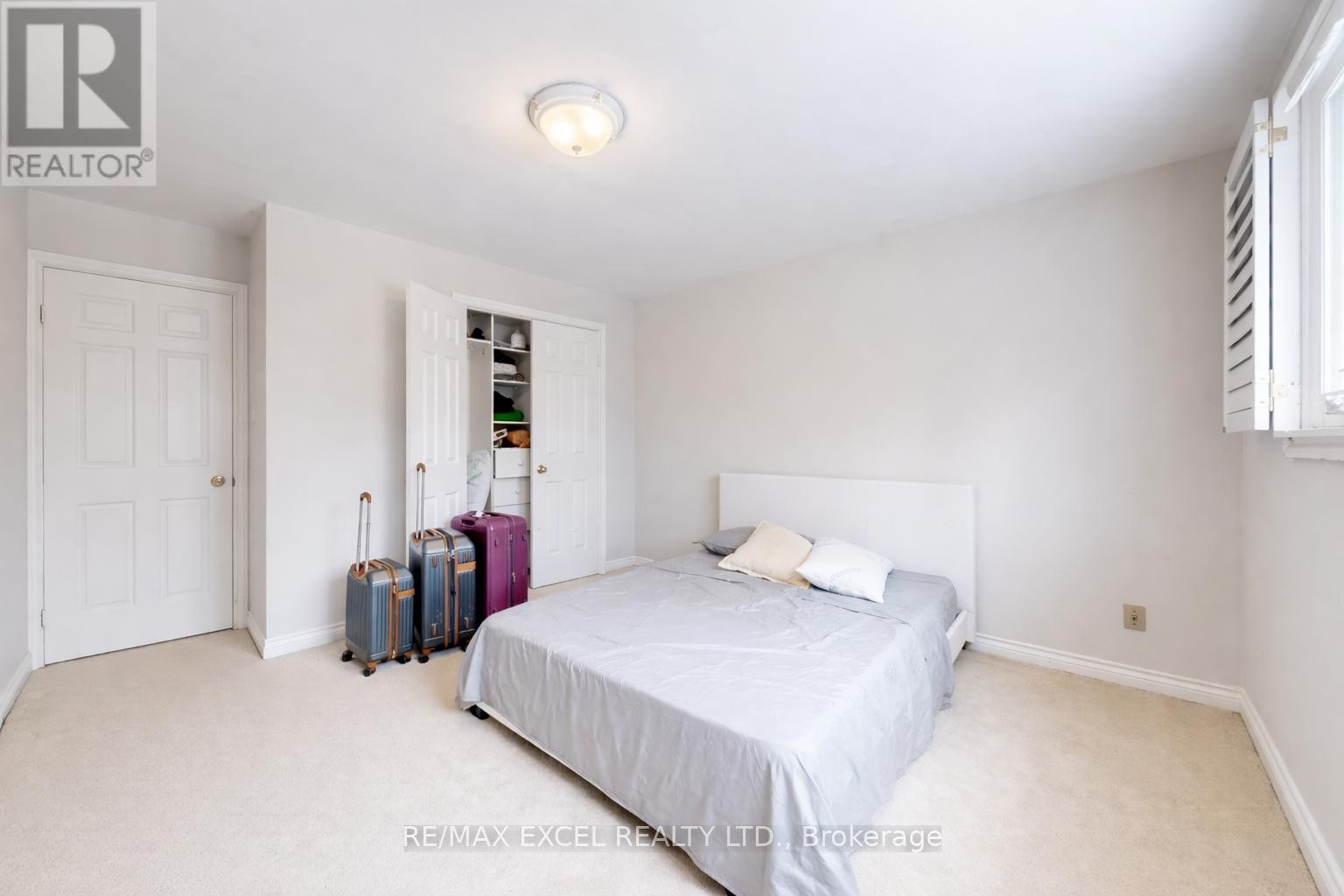 












67 ROSE GREEN DRIVE

,
Vaughan (Uplands),




Ontario
L4J4R5

