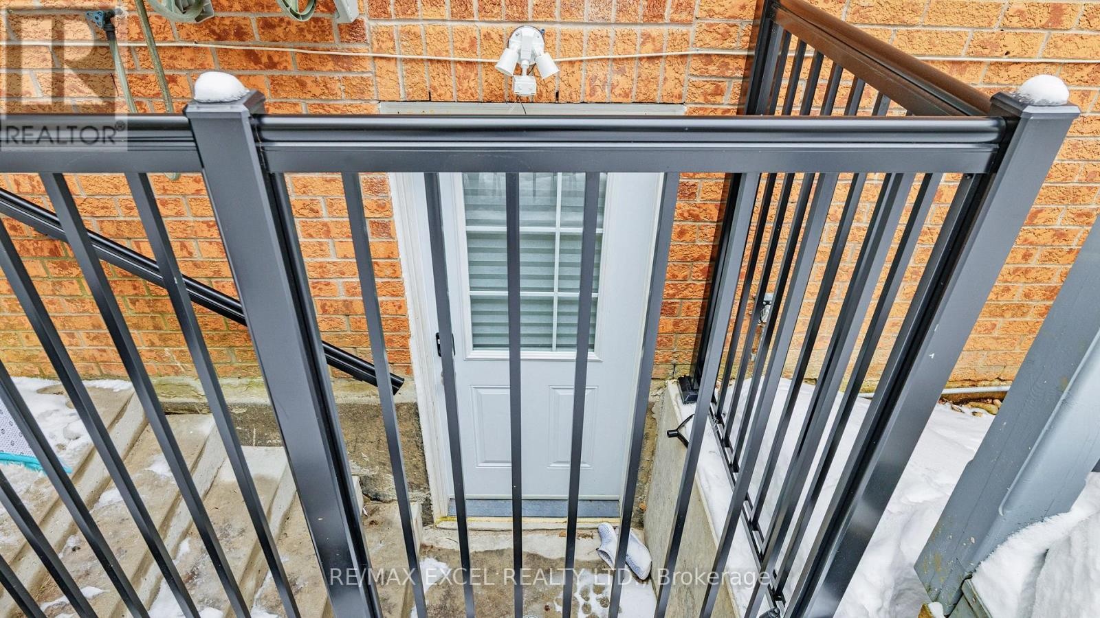 












67 ROSE GREEN DRIVE

,
Vaughan (Uplands),




Ontario
L4J4R5

