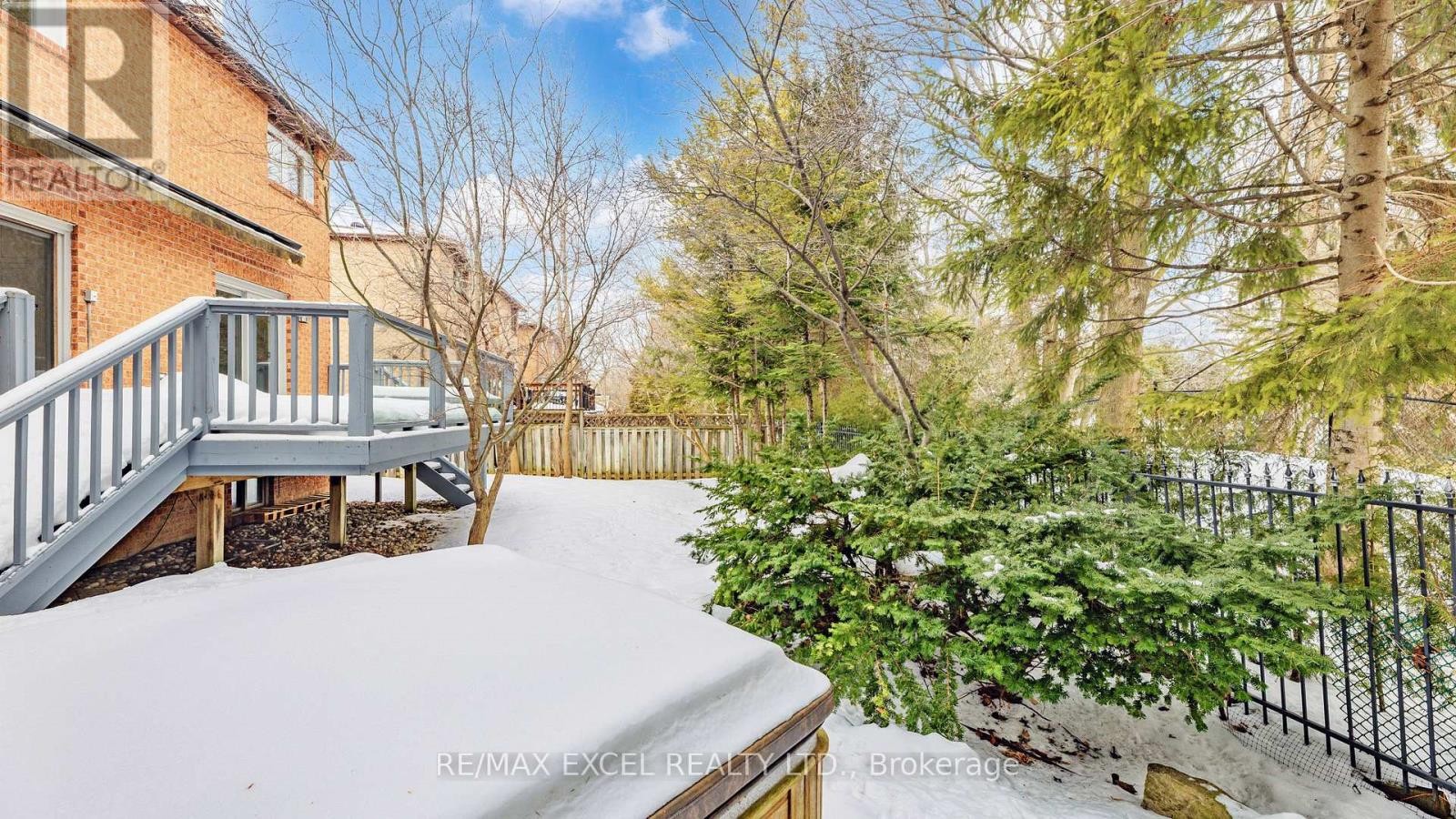 












67 ROSE GREEN DRIVE

,
Vaughan (Uplands),




Ontario
L4J4R5

