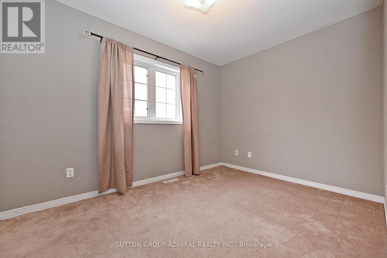 












41 BIG HILL CRESCENT

,
Vaughan (Patterson),




Ontario
L6A4S1

