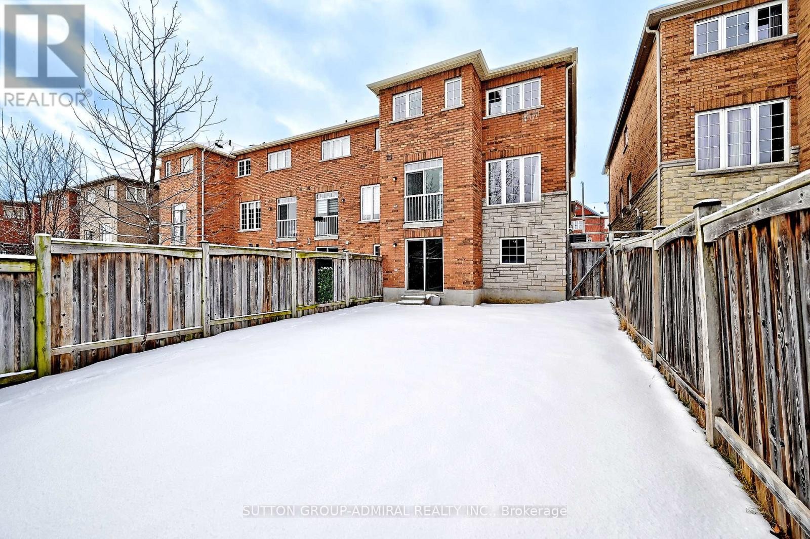 












41 BIG HILL CRESCENT

,
Vaughan (Patterson),




Ontario
L6A4S1

