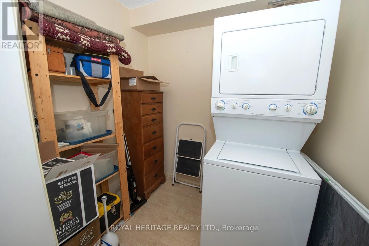 












709 - 7811 YONGE STREET

,
Markham (Thornhill),




Ontario
L3T4S3

