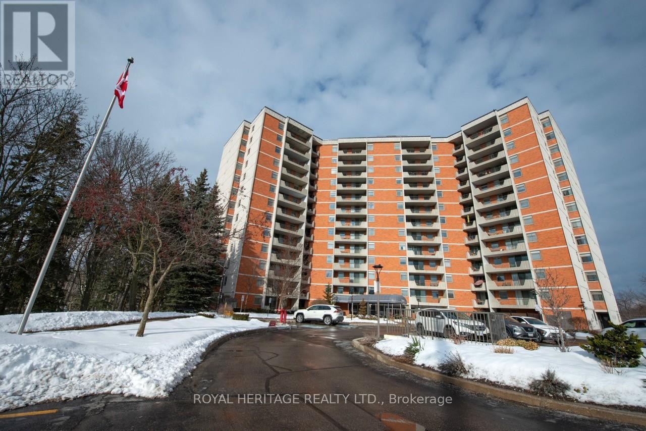 












709 - 7811 YONGE STREET

,
Markham (Thornhill),




Ontario
L3T4S3

