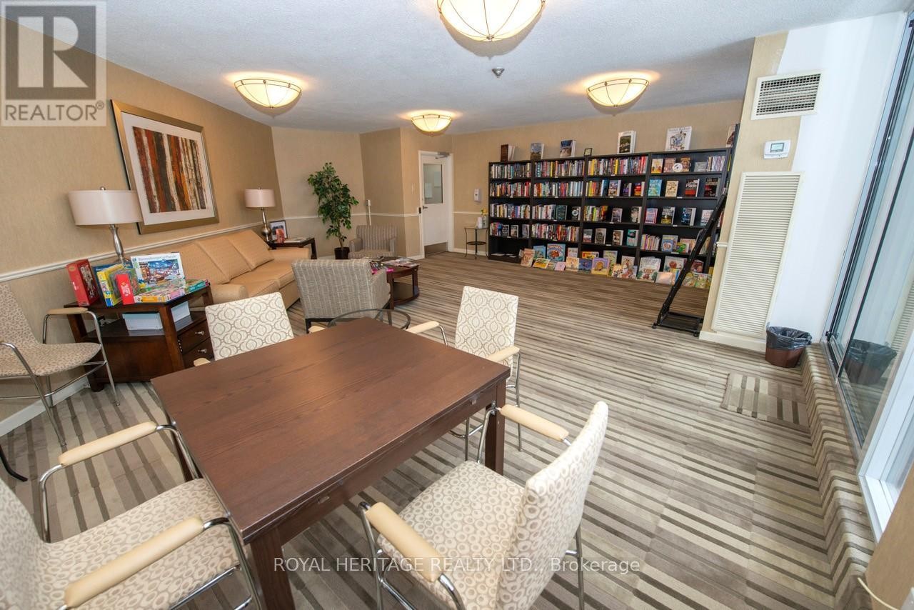 












709 - 7811 YONGE STREET

,
Markham (Thornhill),




Ontario
L3T4S3

