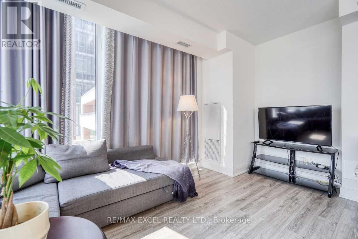 












202A - 9608 YONGE STREET

,
Richmond Hill (North Richvale),




Ontario
L4C0X4

