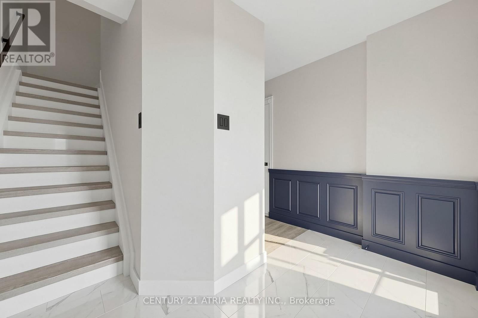 












35 ANDERSON PLACE

,
Aurora (Aurora Highlands),




Ontario
L4G6G4

