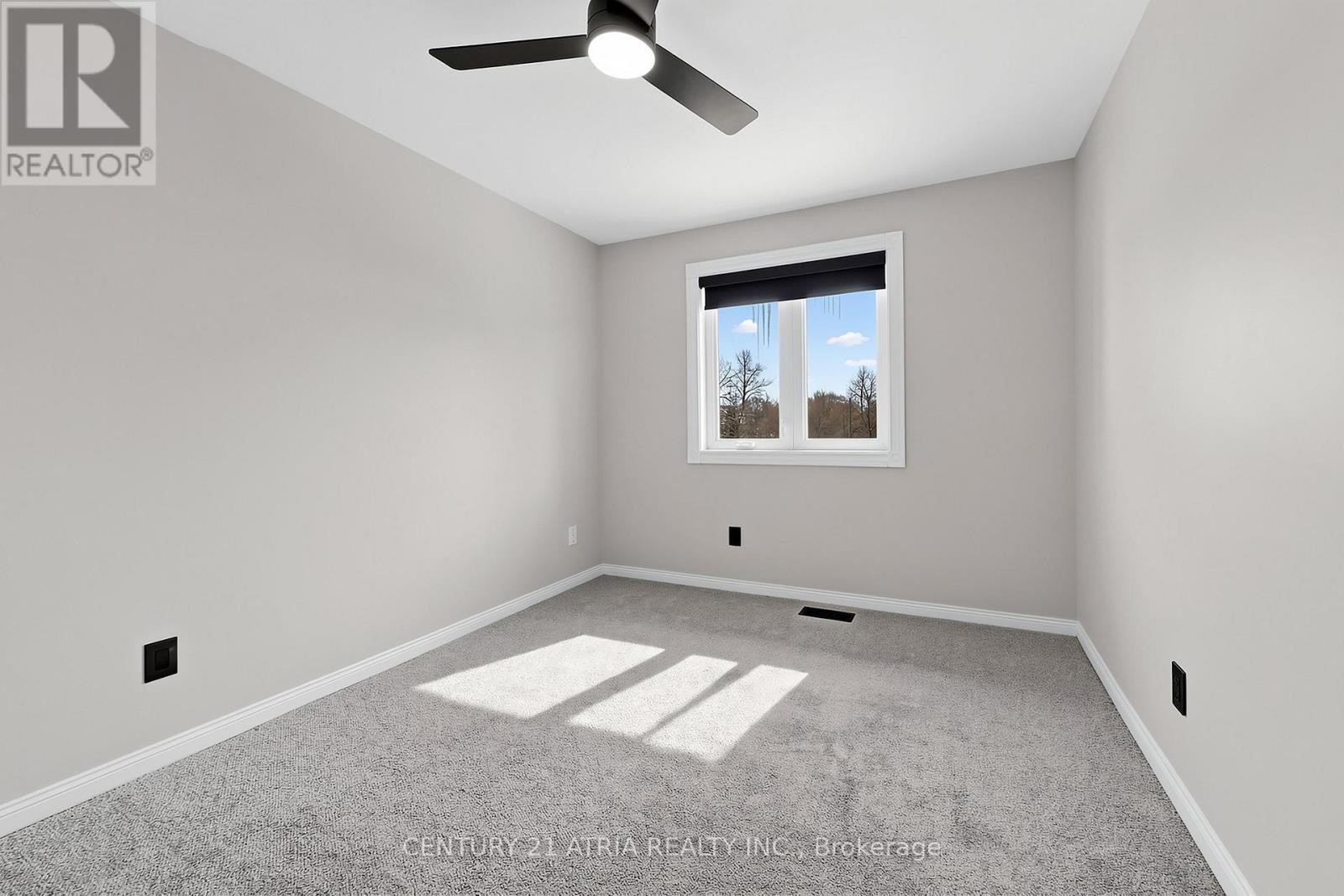 












35 ANDERSON PLACE

,
Aurora (Aurora Highlands),




Ontario
L4G6G4

