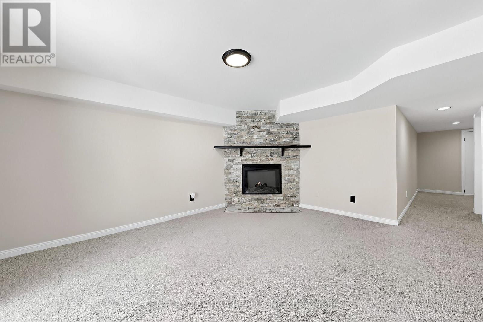 












35 ANDERSON PLACE

,
Aurora (Aurora Highlands),




Ontario
L4G6G4

