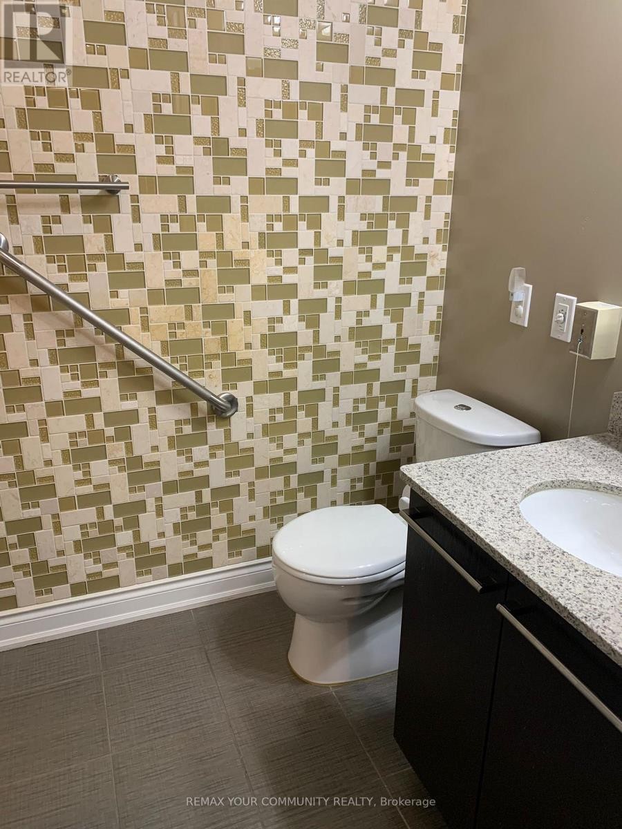 












A1020 - 11211 YONGE STREET

,
Richmond Hill (Devonsleigh),




Ontario
L4S0E9

