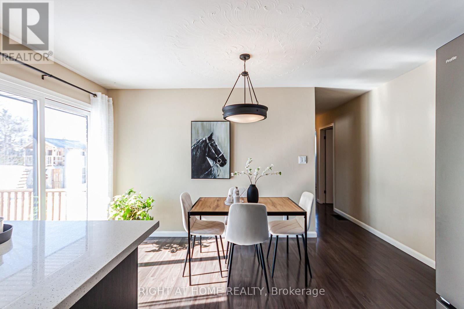 












709 REGIONAL RD 13 ROAD

,
Uxbridge,




Ontario
L0C1C0

