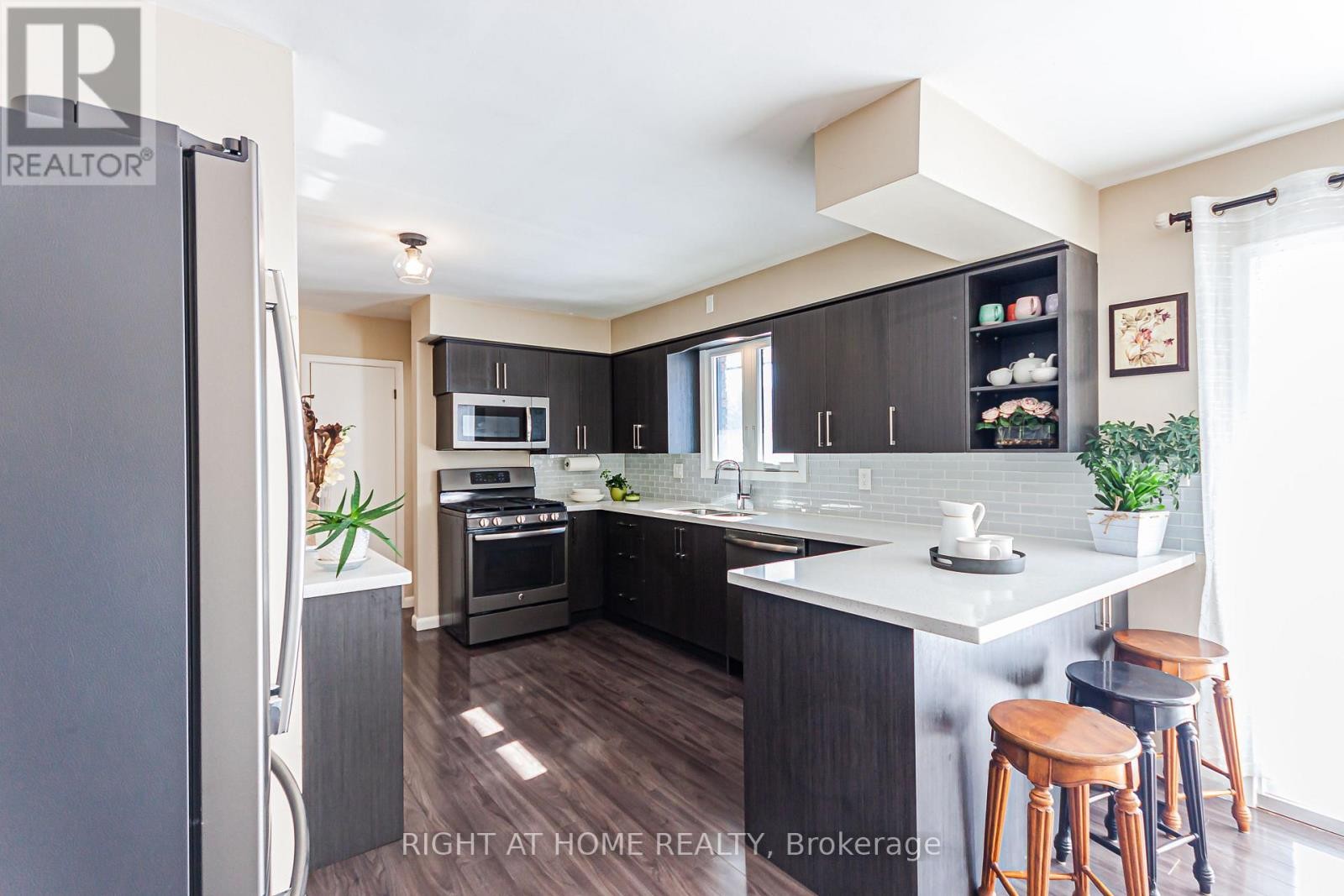 












709 REGIONAL RD 13 ROAD

,
Uxbridge,




Ontario
L0C1C0

