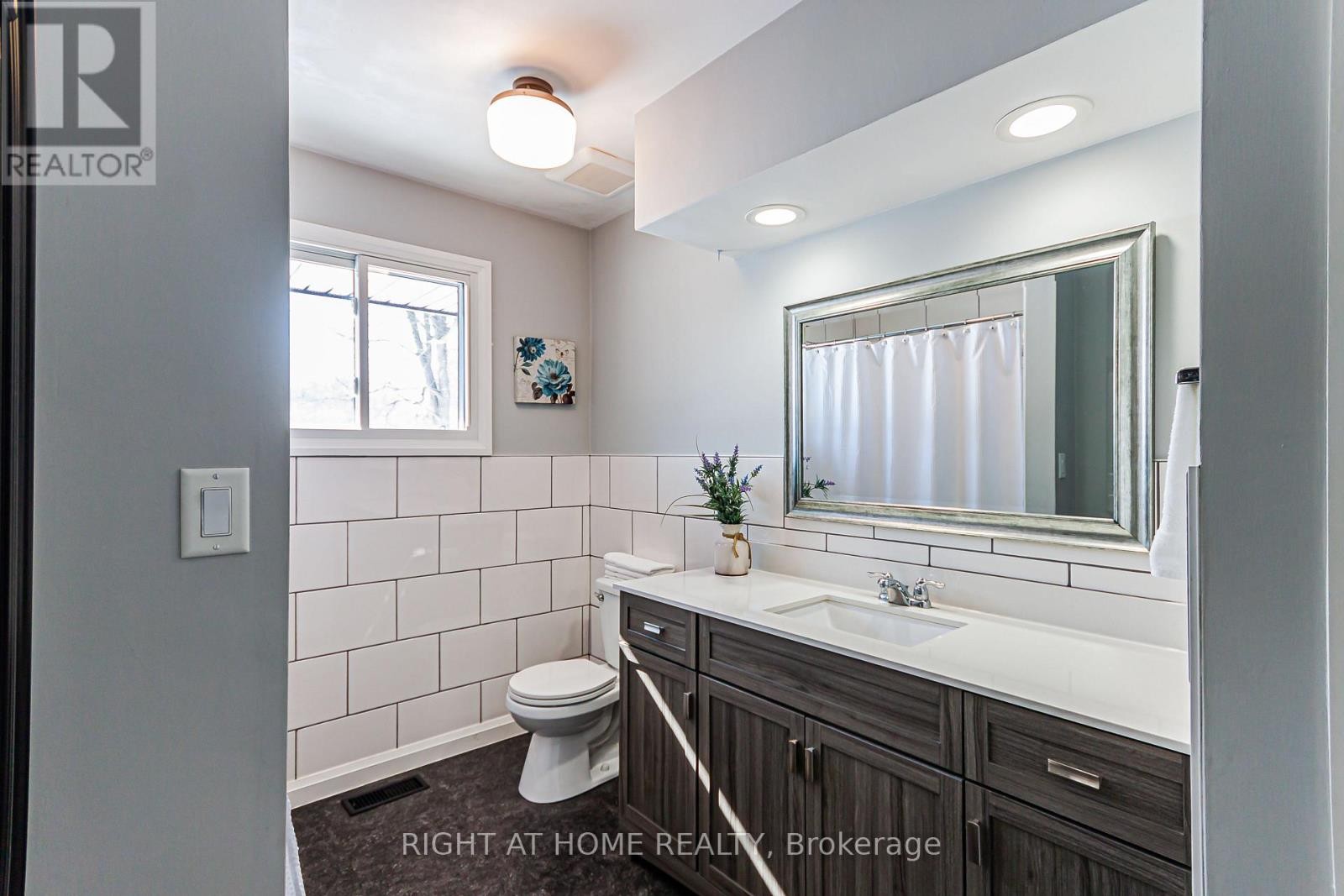 












709 REGIONAL RD 13 ROAD

,
Uxbridge,




Ontario
L0C1C0

