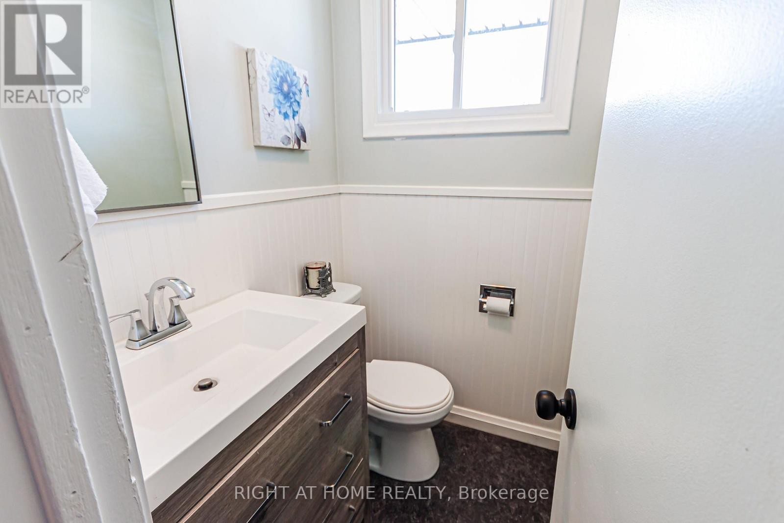 












709 REGIONAL RD 13 ROAD

,
Uxbridge,




Ontario
L0C1C0

