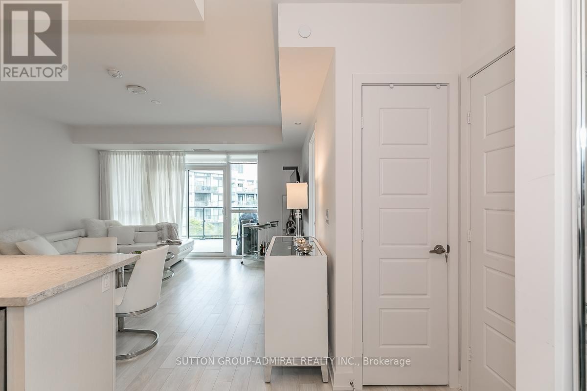 












327 - 375 SEA RAY AVENUE

,
Innisfil,




Ontario
L9S0N9

