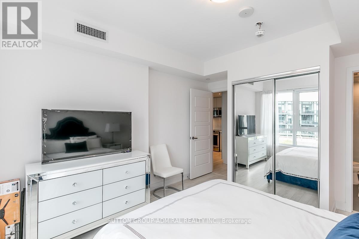 












327 - 375 SEA RAY AVENUE

,
Innisfil,




Ontario
L9S0N9

