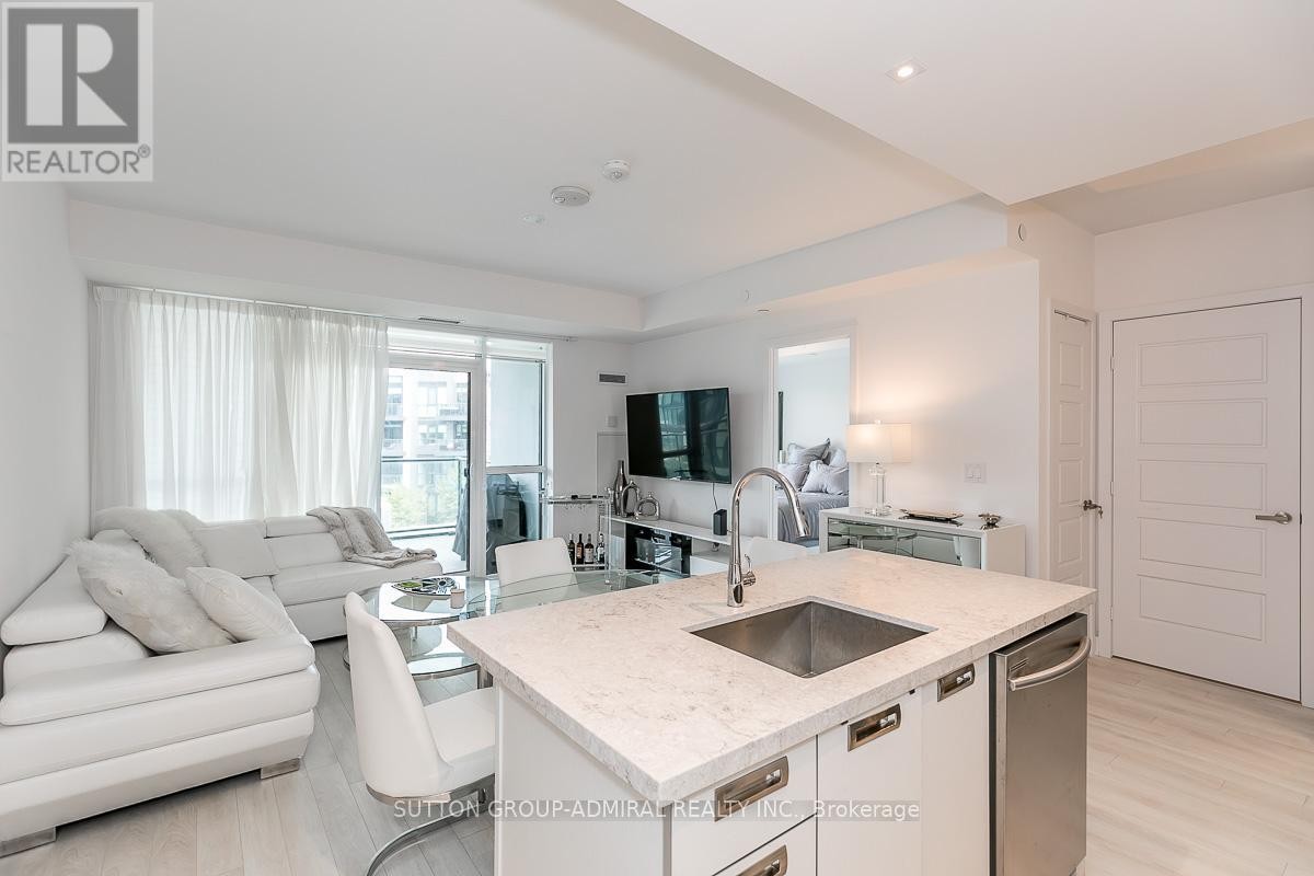 












327 - 375 SEA RAY AVENUE

,
Innisfil,




Ontario
L9S0N9

