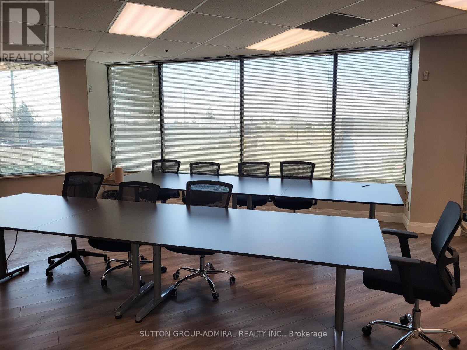 












200 - 3100 STEELES AVENUE W

,
Vaughan (Concord),




Ontario
L4K3R1

