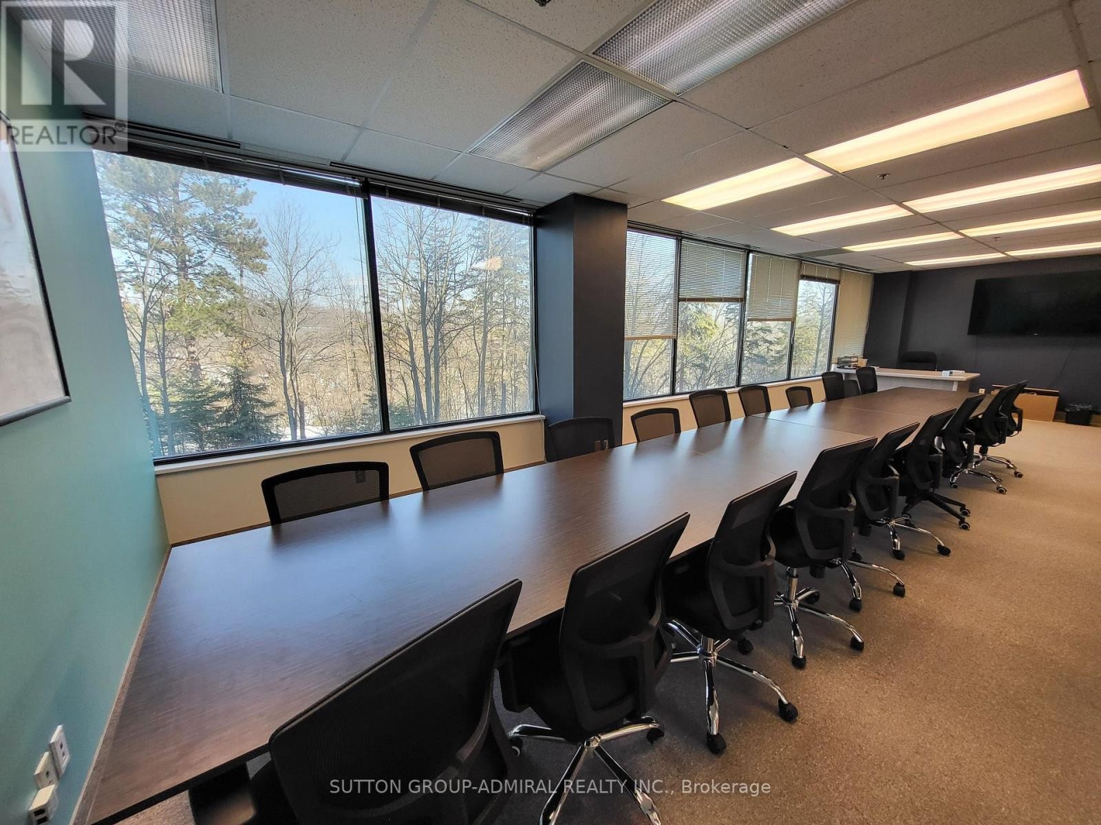 












200 - 3100 STEELES AVENUE W

,
Vaughan (Concord),




Ontario
L4K3R1

