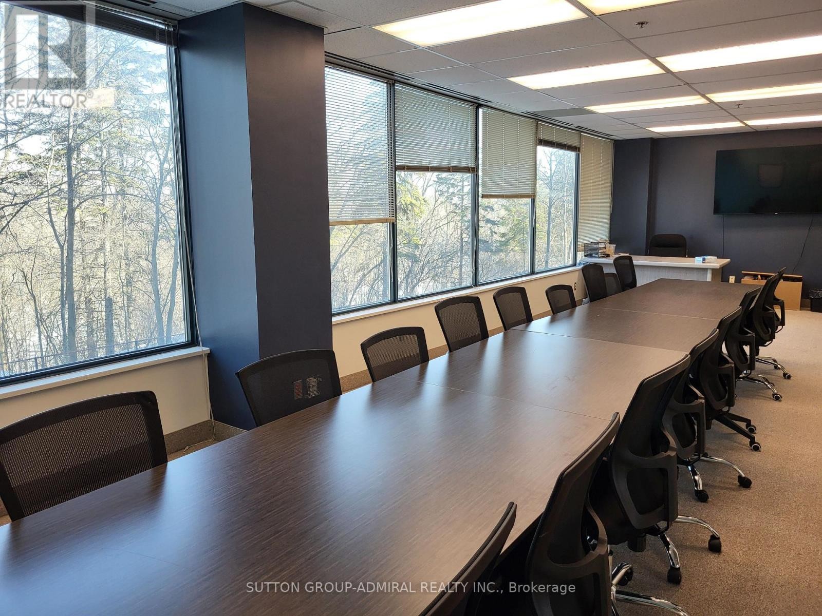 












200 - 3100 STEELES AVENUE W

,
Vaughan (Concord),




Ontario
L4K3R1

