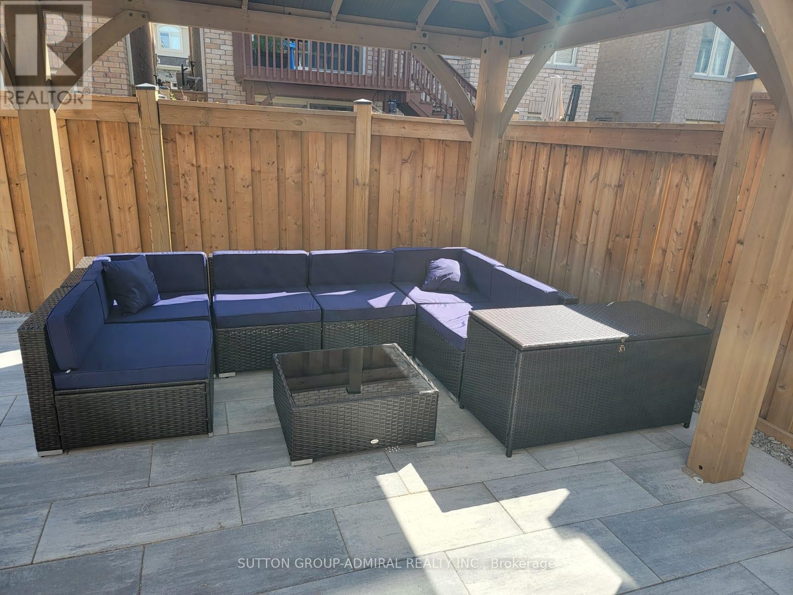 












124 MONDIAL CRESCENT

,
East Gwillimbury (Queensville),




Ontario
L9N0S2

