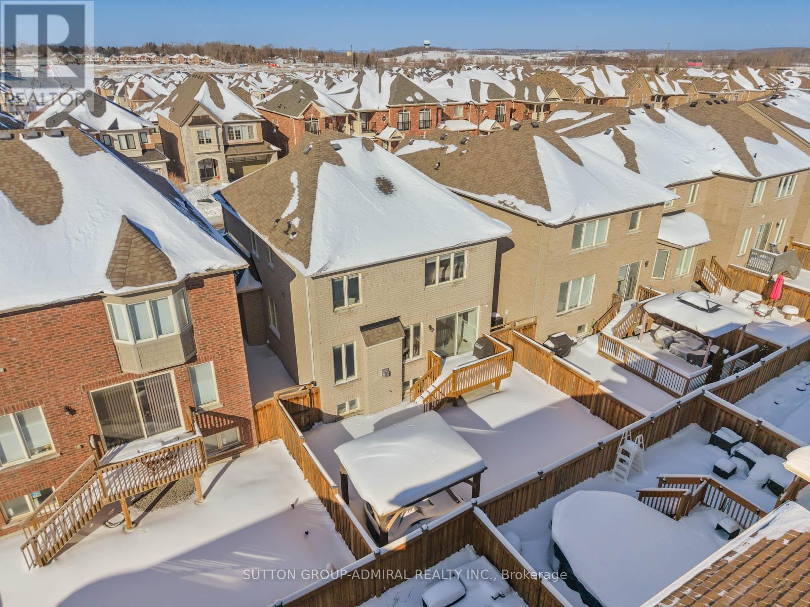 












124 MONDIAL CRESCENT

,
East Gwillimbury (Queensville),




Ontario
L9N0S2

