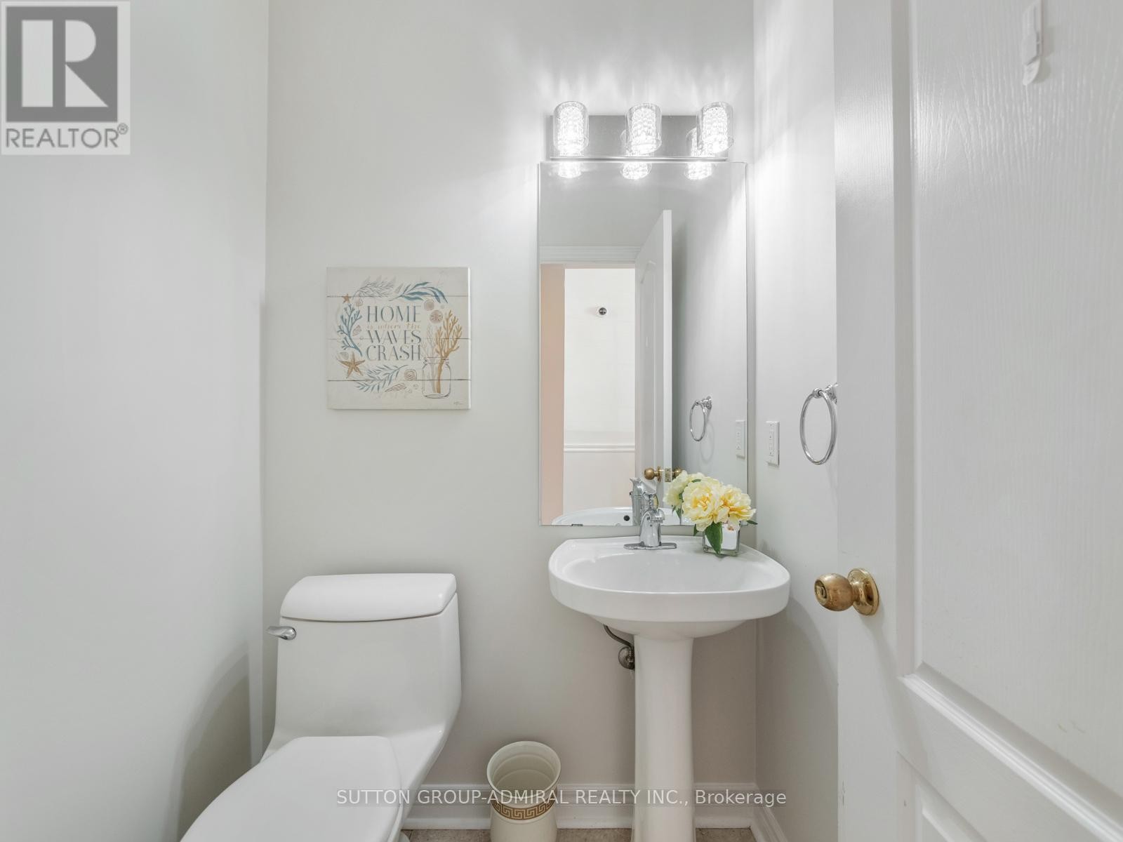 












4 HAYWOOD DRIVE

,
Markham (Victoria Manor-Jennings Gate),




Ontario
L6C3C8

