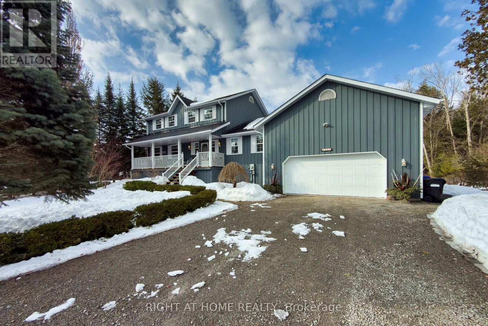 












3338 WARNICA AVENUE

,
Innisfil,




Ontario
L9S2K9


