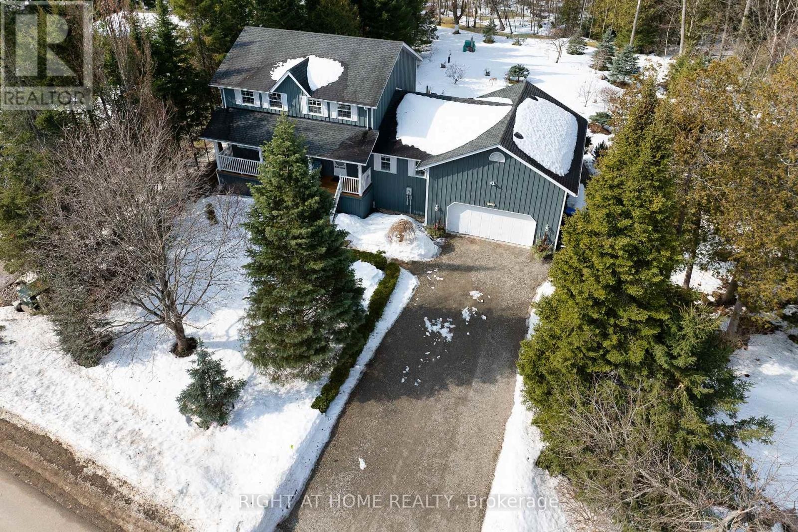












3338 WARNICA AVENUE

,
Innisfil,




Ontario
L9S2K9

