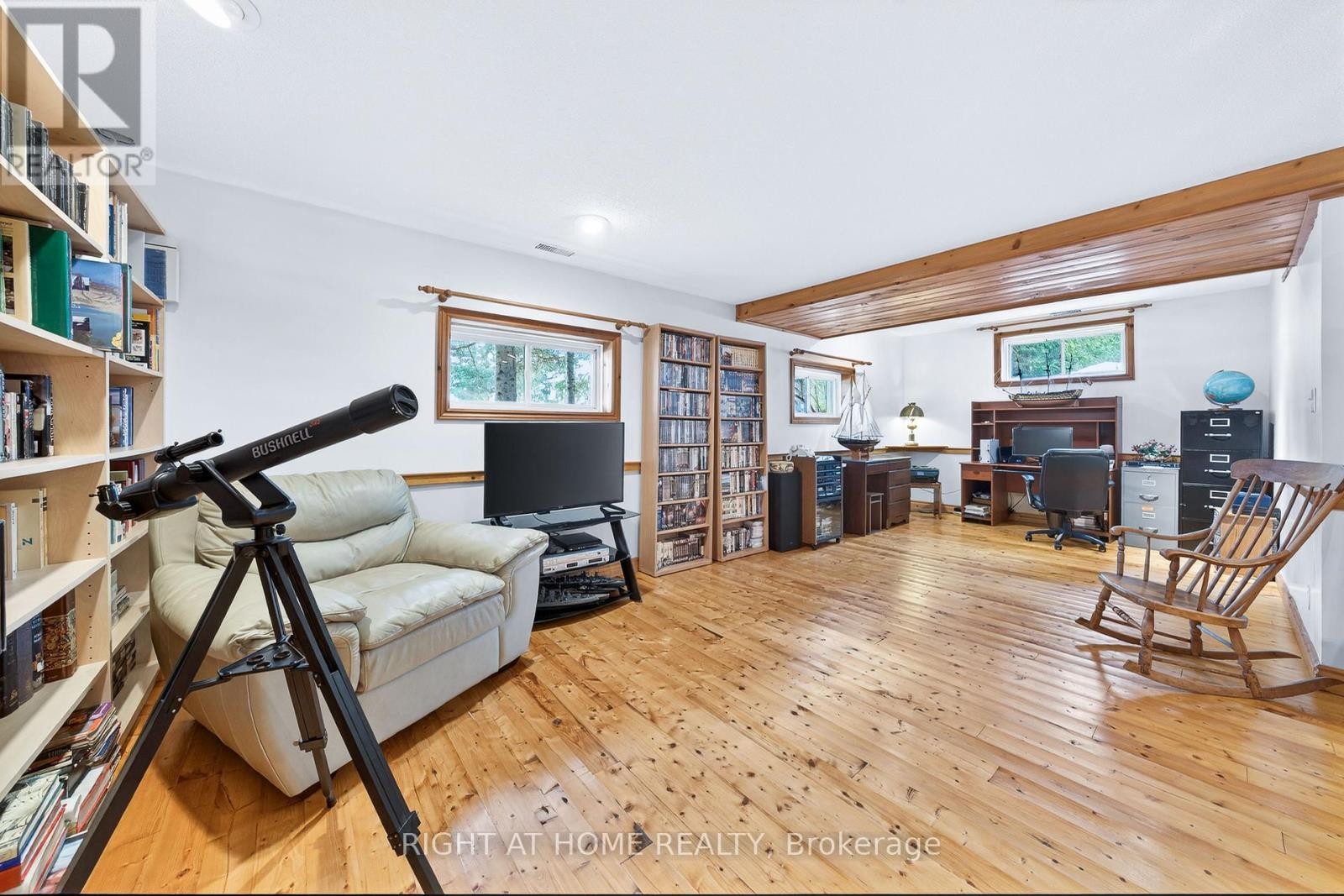 












3338 WARNICA AVENUE

,
Innisfil,




Ontario
L9S2K9

