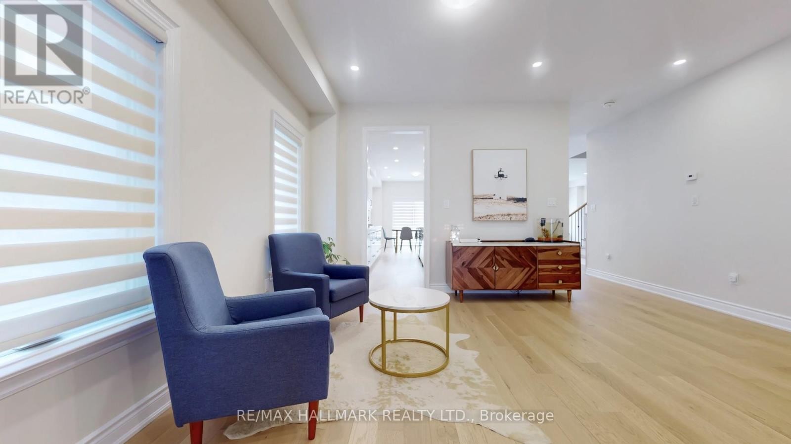 












61 MAC CAMPBELL WAY

,
Bradford West Gwillimbury (Bradford),




Ontario
L3Z4M6

