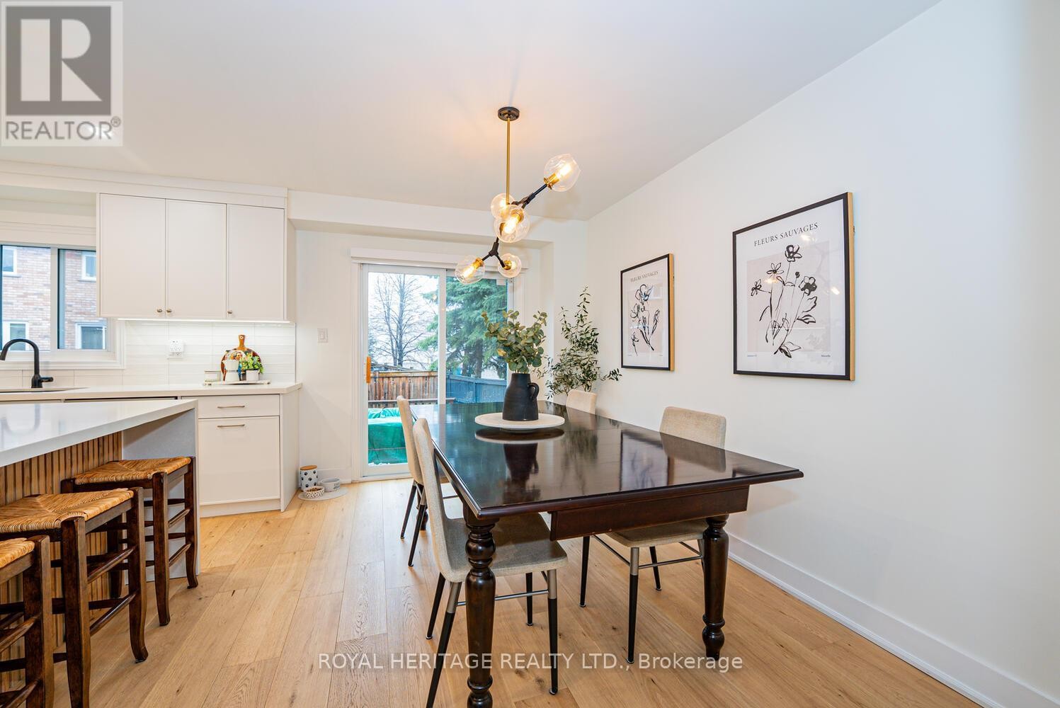 












27 OPERA PLACE N

,
Vaughan (East Woodbridge),




Ontario
L4L8Y8

