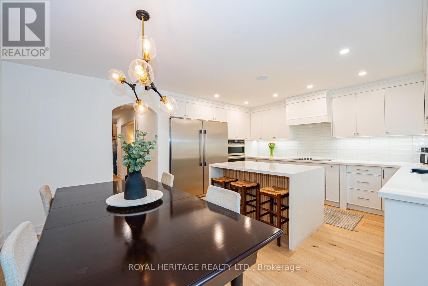 












27 OPERA PLACE N

,
Vaughan (East Woodbridge),




Ontario
L4L8Y8

