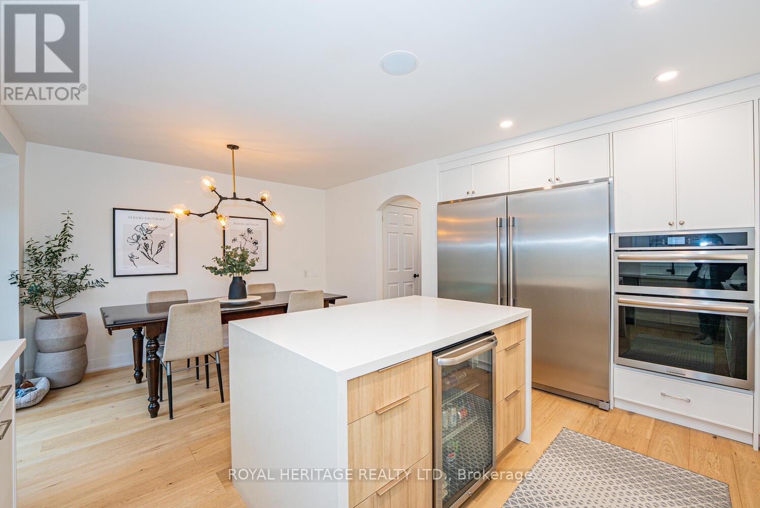 












27 OPERA PLACE N

,
Vaughan (East Woodbridge),




Ontario
L4L8Y8

