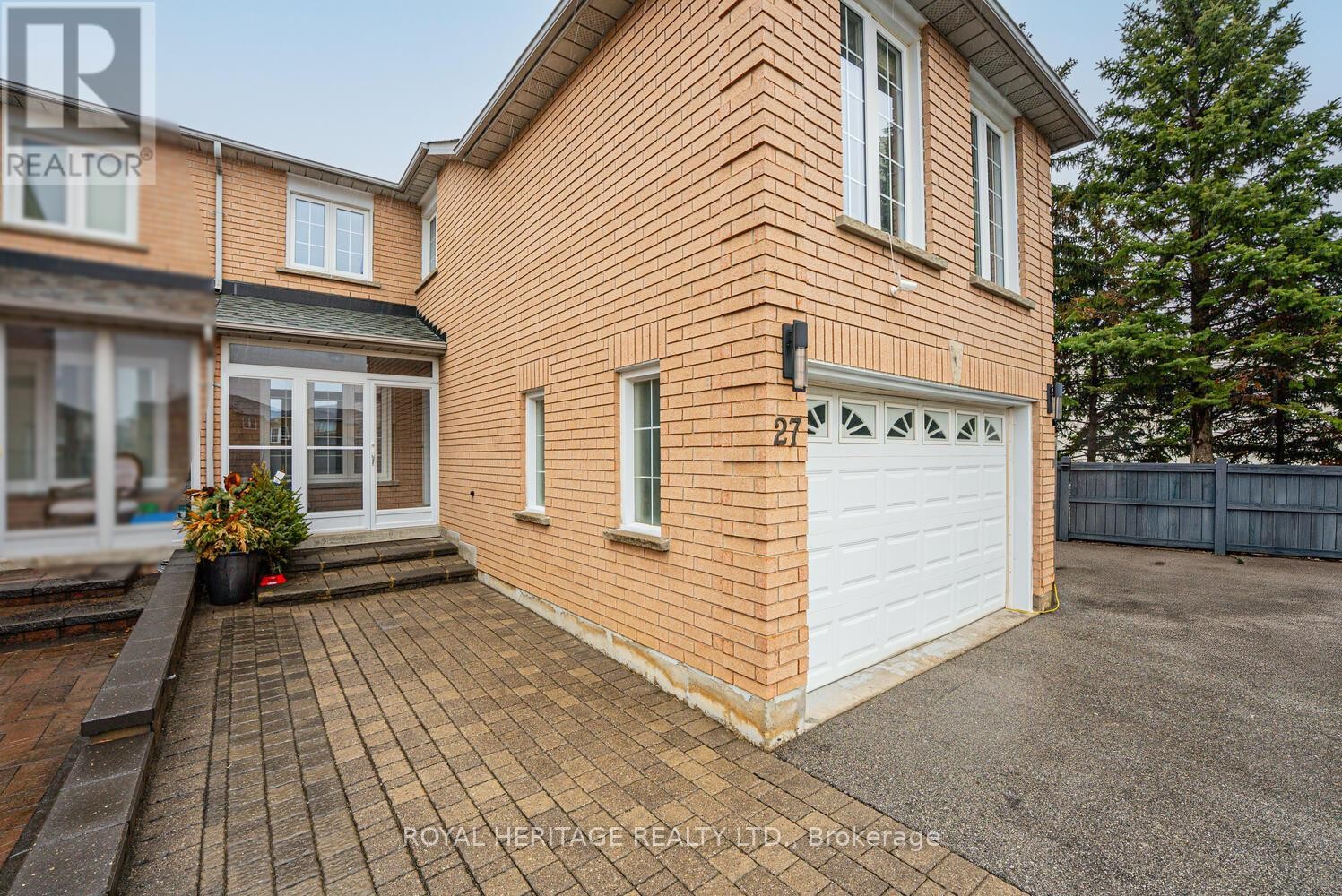 












27 OPERA PLACE N

,
Vaughan (East Woodbridge),




Ontario
L4L8Y8

