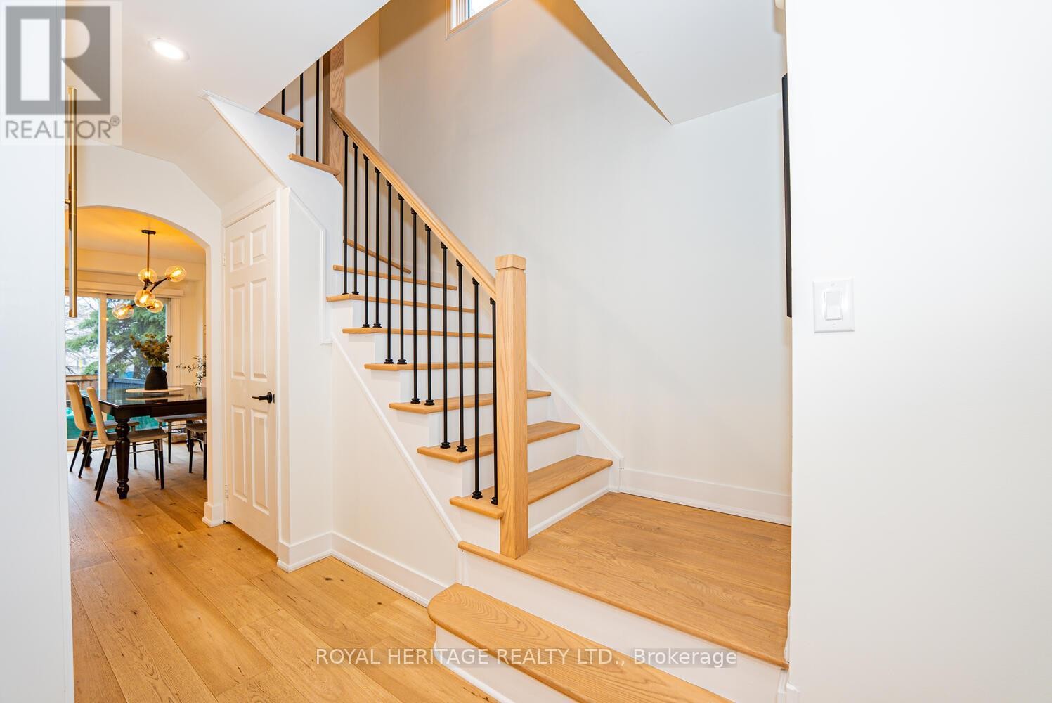 












27 OPERA PLACE N

,
Vaughan (East Woodbridge),




Ontario
L4L8Y8

