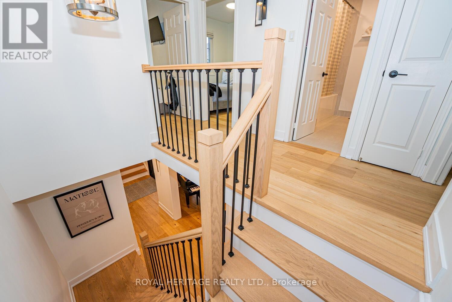 












27 OPERA PLACE N

,
Vaughan (East Woodbridge),




Ontario
L4L8Y8

