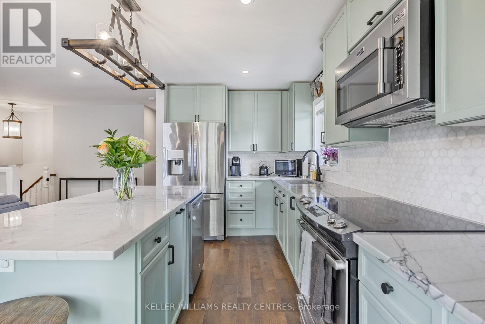 












4 SELBY STREET

,
Innisfil (Cookstown),




Ontario
L0L1L0

