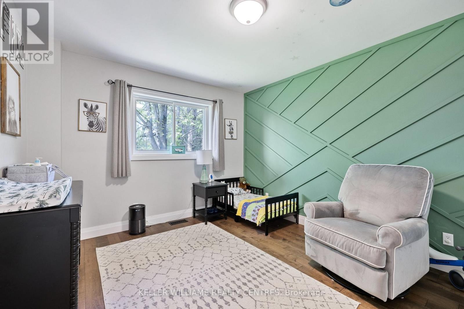 












4 SELBY STREET

,
Innisfil (Cookstown),




Ontario
L0L1L0

