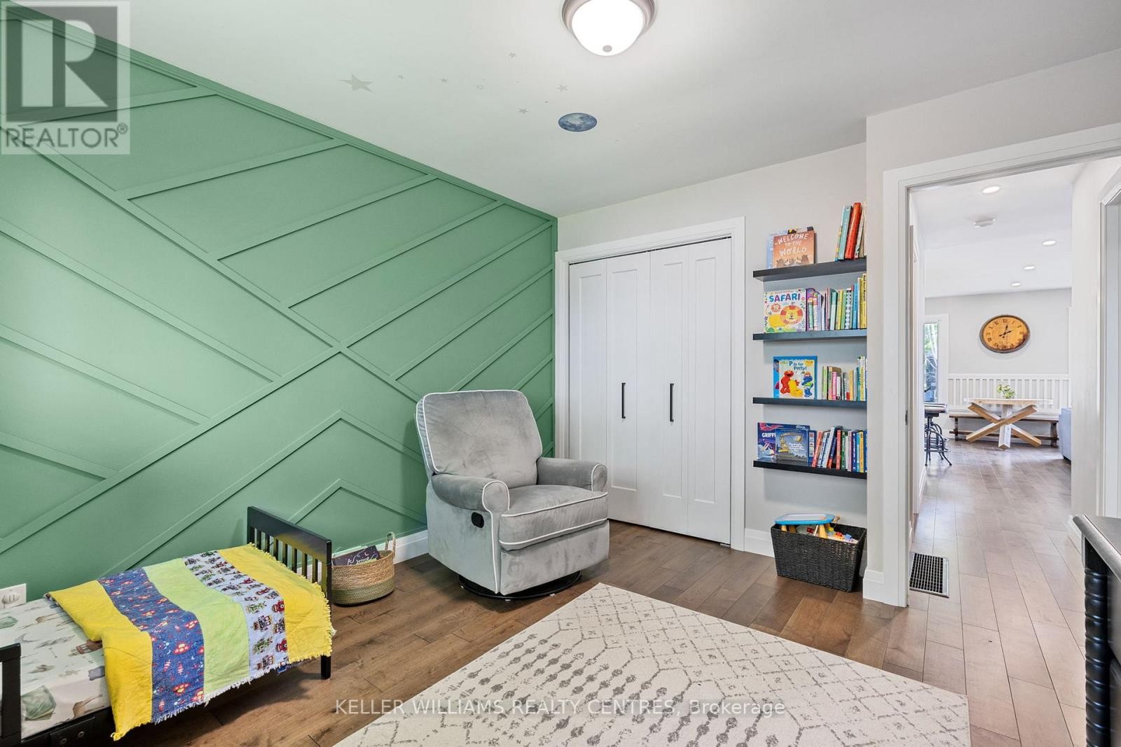 












4 SELBY STREET

,
Innisfil (Cookstown),




Ontario
L0L1L0

