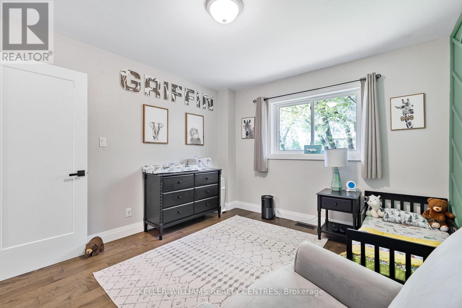 












4 SELBY STREET

,
Innisfil (Cookstown),




Ontario
L0L1L0

