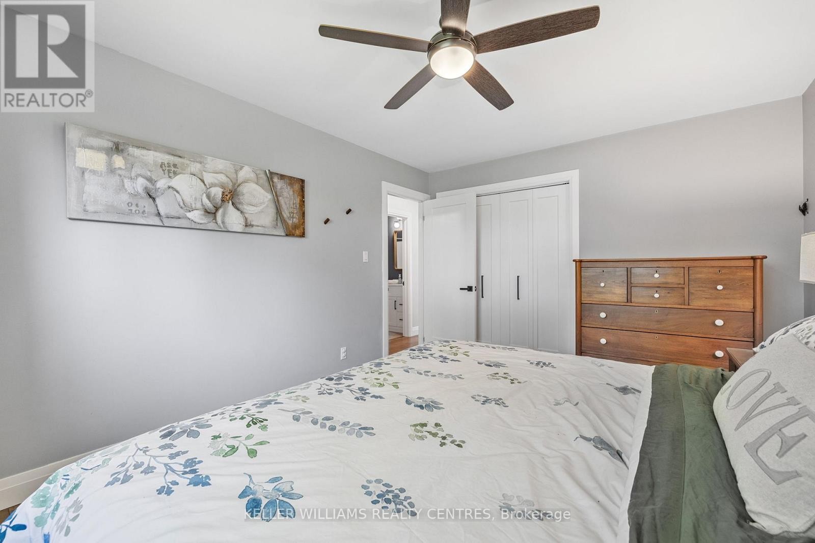 












4 SELBY STREET

,
Innisfil (Cookstown),




Ontario
L0L1L0

