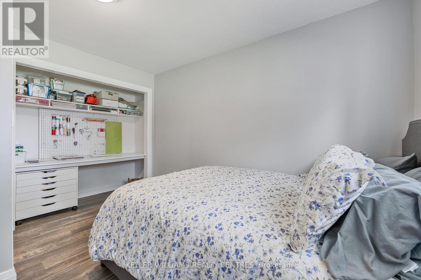 












4 SELBY STREET

,
Innisfil (Cookstown),




Ontario
L0L1L0

