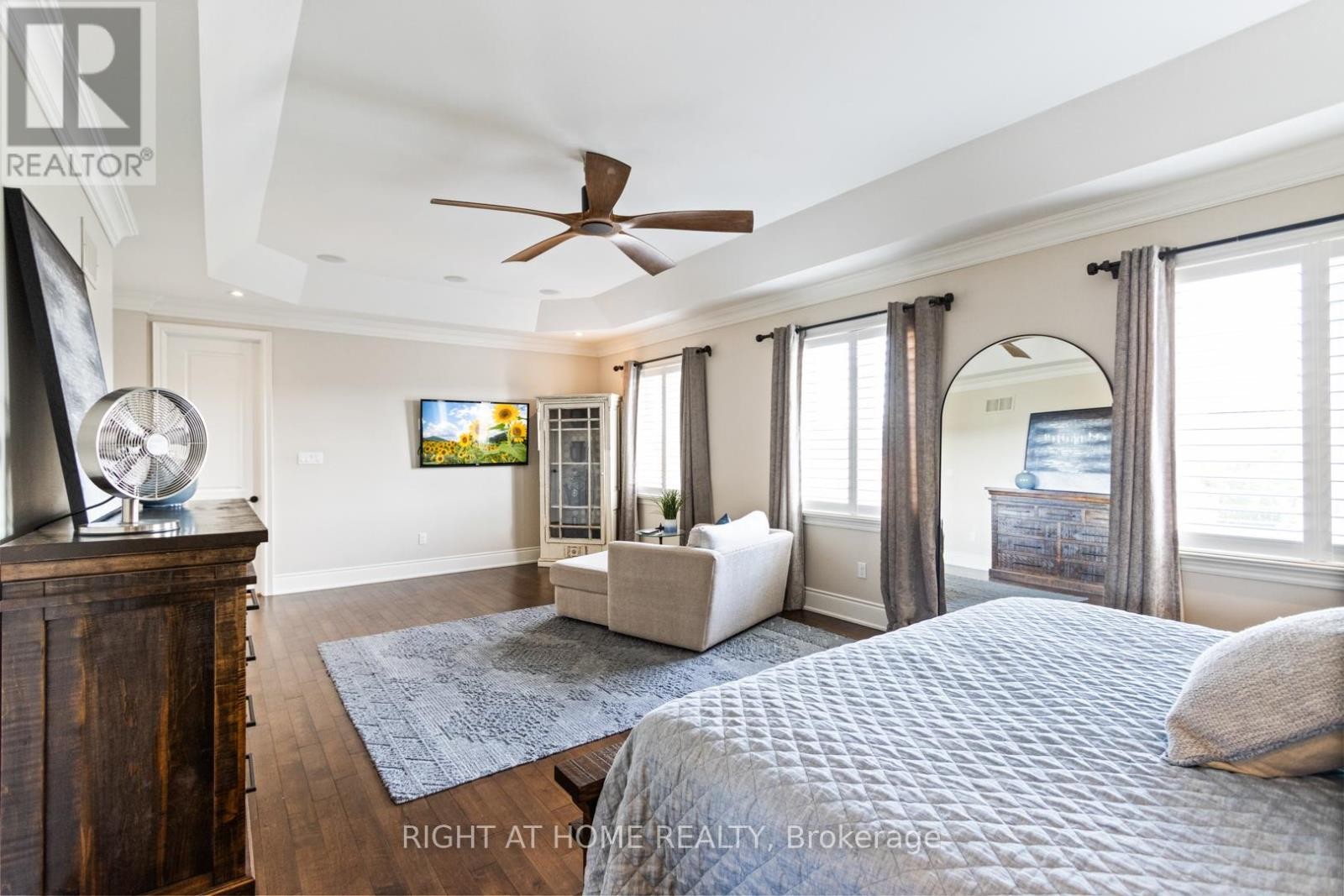 












126 VINES PLACE

,
Aurora (Bayview Southeast),




Ontario
L4G0R7

