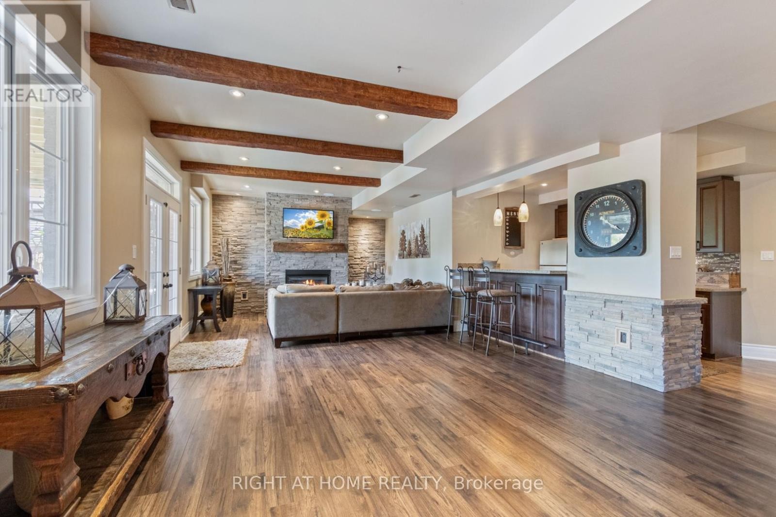 












126 VINES PLACE

,
Aurora (Bayview Southeast),




Ontario
L4G0R7

