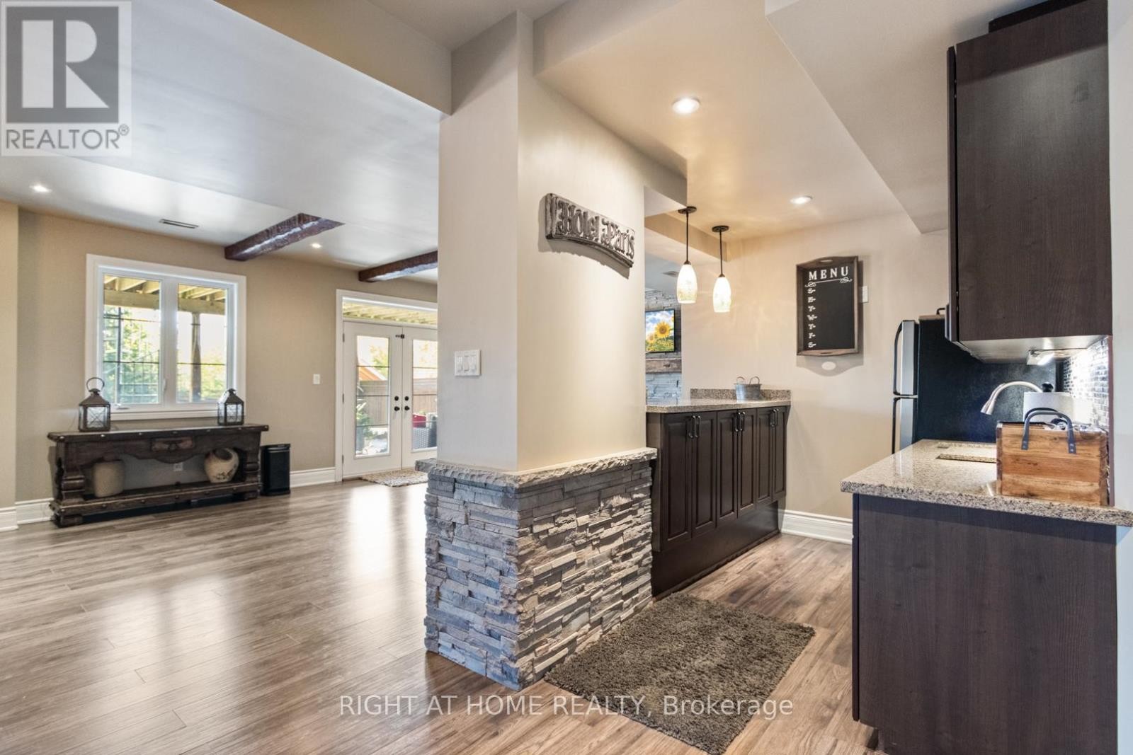 












126 VINES PLACE

,
Aurora (Bayview Southeast),




Ontario
L4G0R7

